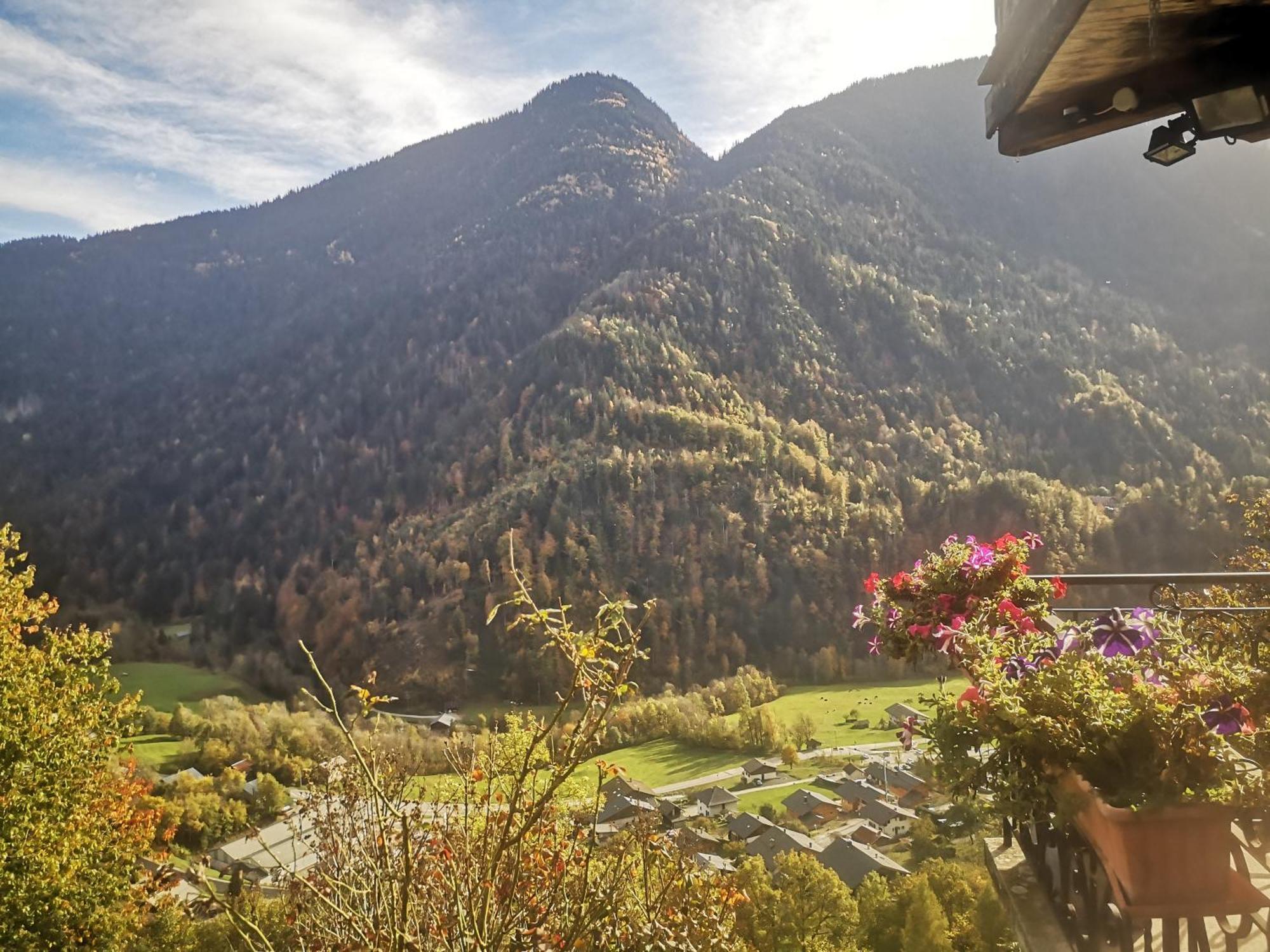 Savoie, Simple Mais Confortable Villard-sur-Doron Extérieur photo